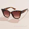 Neuer europäischer und amerikanischer Trend Katzenaugen-Sonnenbrille mit großem Rahmen für Damen Net Red Street Shooting RETRO-SONNENBRILLEN Meternagel gla